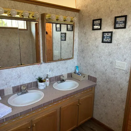 Spacious Cozy Getaway ! King Bed, Game Room, Out Door Patio Cairo Exterior foto